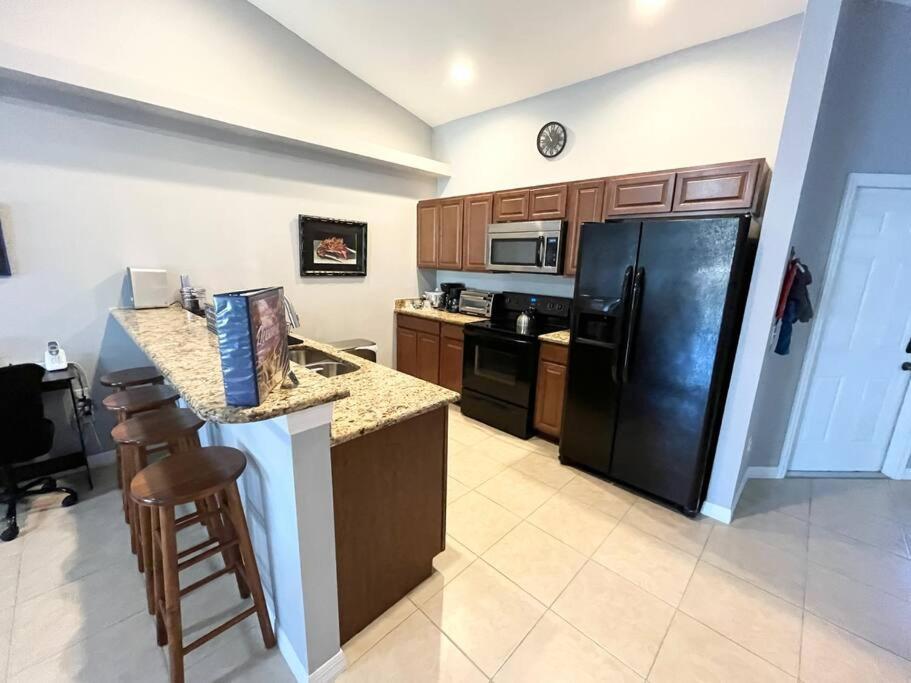 Debbie'S 3-Bedroom Apartment In A Duplex Cape Coral Esterno foto